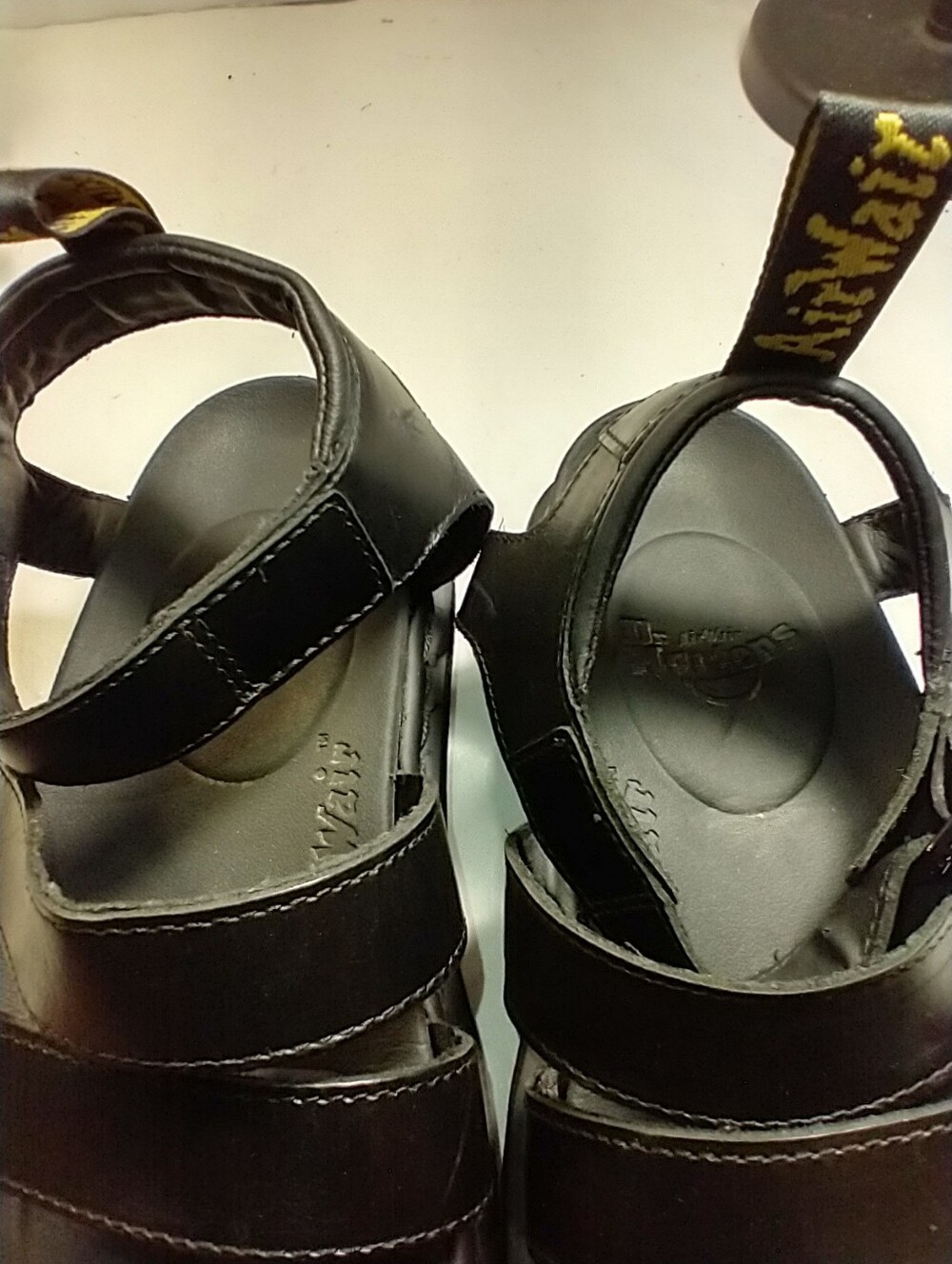 Dr. Martens Blaire Athena Black Leather Strap Sandals Women's sz 9. - Picture 12 of 12